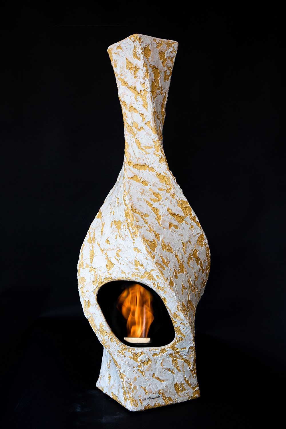 Torcilione - Handcrafted and artistic bio-fireplace  made in eco-mortar